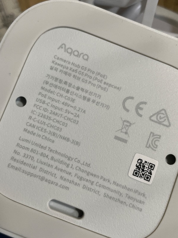 Photo 1 of **FOR PARTS/ NON-FUNCTIONAL*** Aqara 4MP Camera Hub G5 Pro PoE, True Color Night Vision Security Camera Outdoor, HomeKit Secure Video, Thread Border Router, Local Detection, Thread/Zigbee, Supports Alexa, Google, Smartthings, White