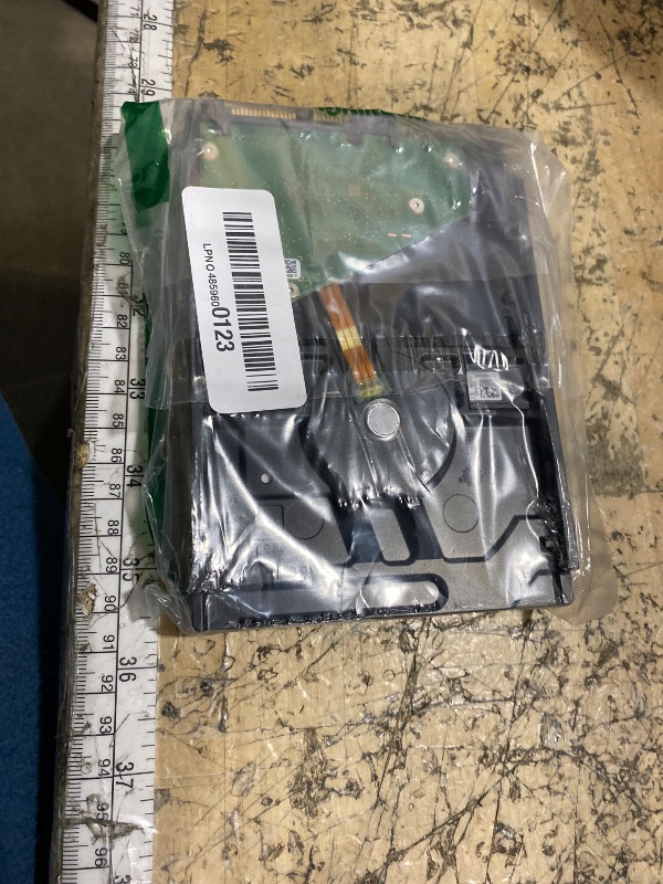 Photo 1 of **NON FUNCTIUONAL** Seagate Skyhawk 6TB Video Internal Hard Drive HDD – 3.5 Inch SATA 6Gb/s 256MB Cache for DVR NVR Security Camera System with in-House Rescue Services (ST6000VXZ09/009)