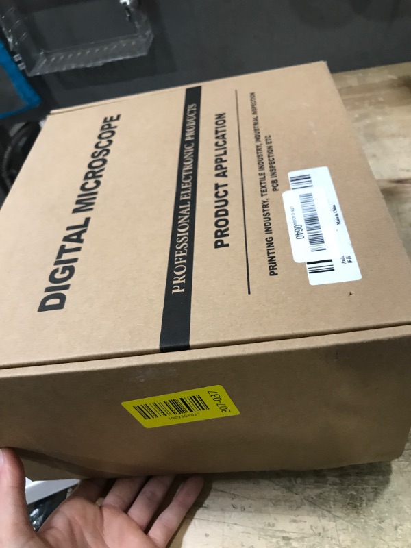 Photo 1 of **************MISSING EVERYTHING ECXEPT THE SCREEN AND CHARGER*************
Andonstar AD246S-M HDMI Digital Microscope 2000x for Adults, 3 Lens 2160P UHD Video Record, 7 Inch LCD Soldering Microscope for Electronics Repair, Error Coins, Pro Boom Arm Stand