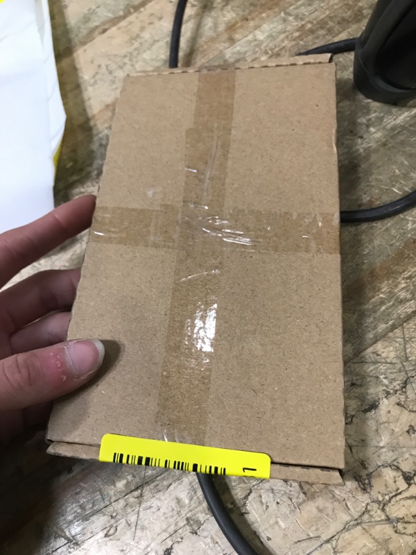 Photo 1 of 100PCS Premium Swivel Snap Hooks with Key Rings,Metal Lanyard Keychain Hooks Lobster Clasps for Key Jewelry DIY Crafts 1.25inches/32mm(50 Pcs Lanyard Snap Hooks+50 Pcs Key Rings)