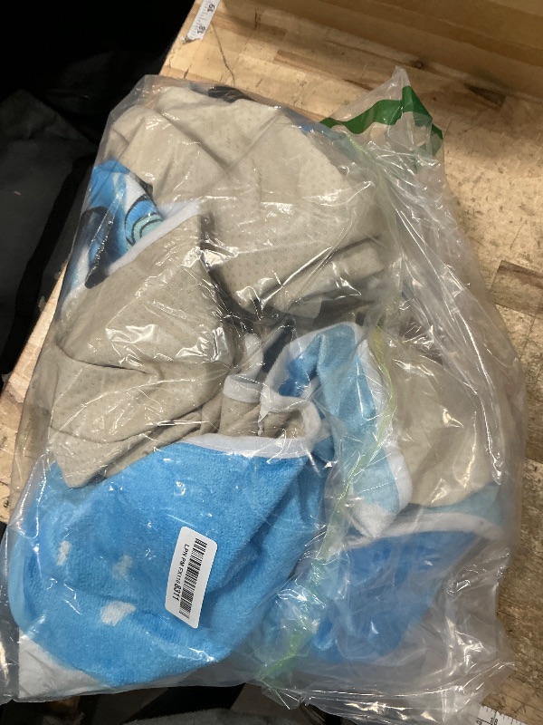 Photo 1 of ***needs cleaning**Datanly 2 Pack Waterproof Seat Car Cover Towel Sea Turtle Blue Car Cover Towel for Front of The Cars Trucks SUV Seat Covers for Gym Workout Running Swimming Beach Hiking Sweat