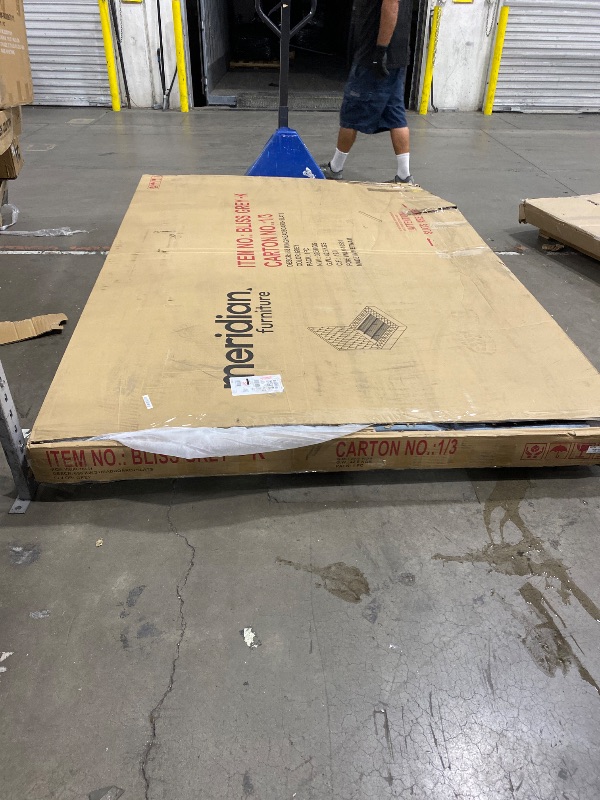 Photo 1 of
BOX 1 OF 3, BOX 2 OF 3 ** MISSING BOX 3 OF 3 *** PARTIAL SET
Meridian Furniture Bliss Collection Modern | Contemporary Velvet Upholstered Bed with Deep Button Tufting and Storage Compartments in Rails and Footboard, Gray, King