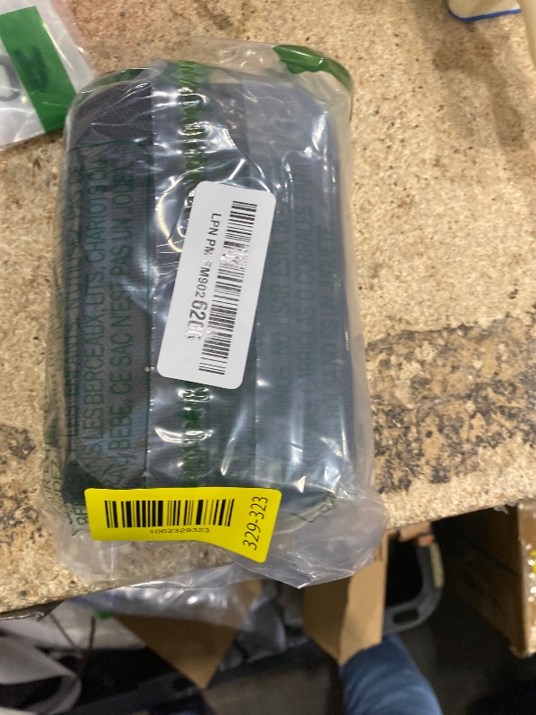 Photo 1 of 1000X Handheld Microscope for Kids 4K 2.0" Screen Rechargeable Mini Pocket Digital Microscopes w/Slides Kit Portable Edu Gift Age 4-6 8-12 Children Students