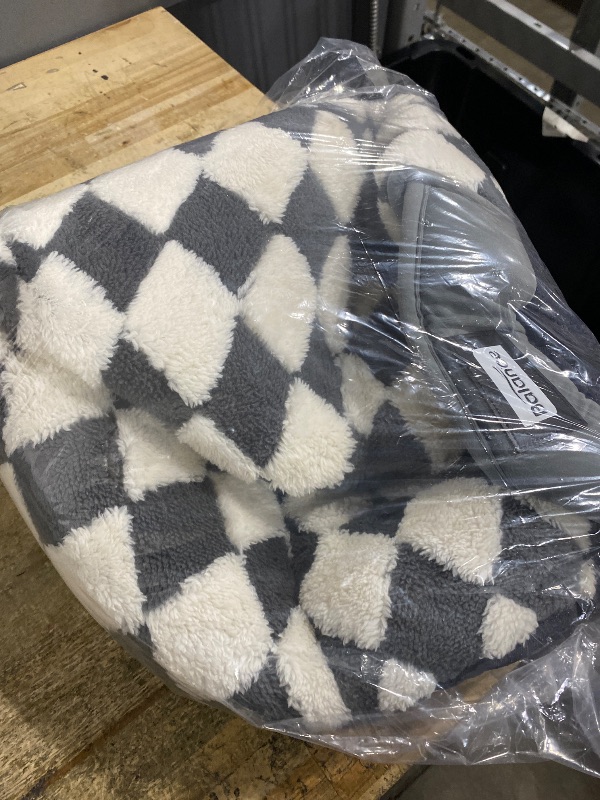 Photo 1 of **PARTIAL SET/ MISSING BED PAD FOR INSIDE** BALANCE Cat Beds for Indoor Cats, 2-in-1 Cat Bed Cave with Anti-Slip Bottom and Ultra-Soft Plush, Cozy Cats House Tent for Kittens and Small Dogs, 19 Inches, Dark Grey