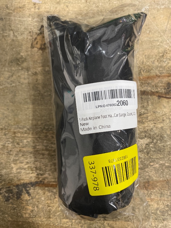 Photo 1 of 1-Pack Airplane Foot Hammock, Adjustable Plane Foot Rest for Long Flight, Plane Travel Essentials to Relax Your Feet, Foot Rest for Air Travel, Desk & Car