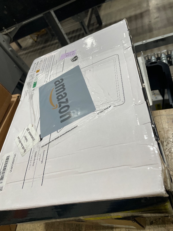 Photo 1 of *** DAMGED SCREEN SHOWN ****17.5" Portable DVD Player with 15.6" Large HD Screen, 6 Hours Rechargeable Battery, Support USB/SD Card/Sync TV and Multiple Disc Formats, High Volume Speaker, Black