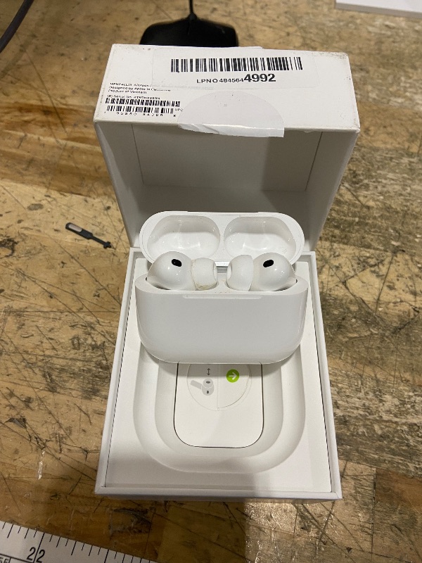 Photo 1 of **DIRTY/ LOCKED TO SOMEONES APPLE ACCOUNT*** Apple AirPods Pro 3 Wireless Earbuds, Active Noise Cancellation, Live Translation, Heart Rate Sensing,Hearing Aid Feature,Bluetooth Headphones,Spatial Audio, High-Fidelity Sound, USB-C Charging, White