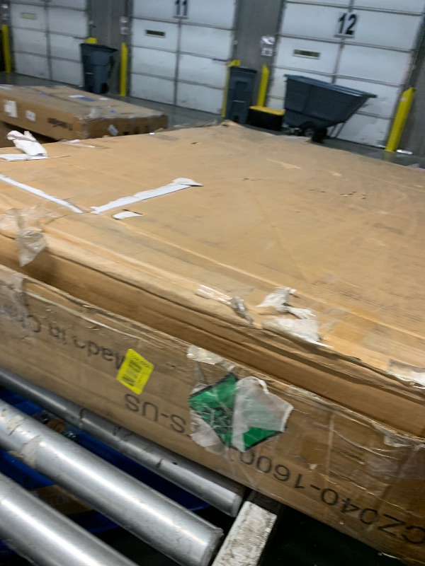 Photo 1 of ***
MINOR DAMAGE AND MISSING PARTS SEE PICTURES***
Muwuele Solid Wood Extendable Dining Table for 4-8 People with Seamless Extension from 47.2 to 63 Inches, Easy Assembly, Expandable Tables for Small Spaces, Dining Room, Kitchen, Living Room, Walnut