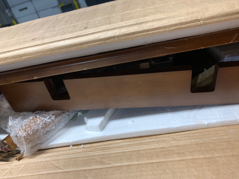 Photo 1 of ***
MINOR DAMAGE AND MISSING PARTS SEE PICTURES***
Muwuele Solid Wood Extendable Dining Table for 4-8 People with Seamless Extension from 47.2 to 63 Inches, Easy Assembly, Expandable Tables for Small Spaces, Dining Room, Kitchen, Living Room, Walnut