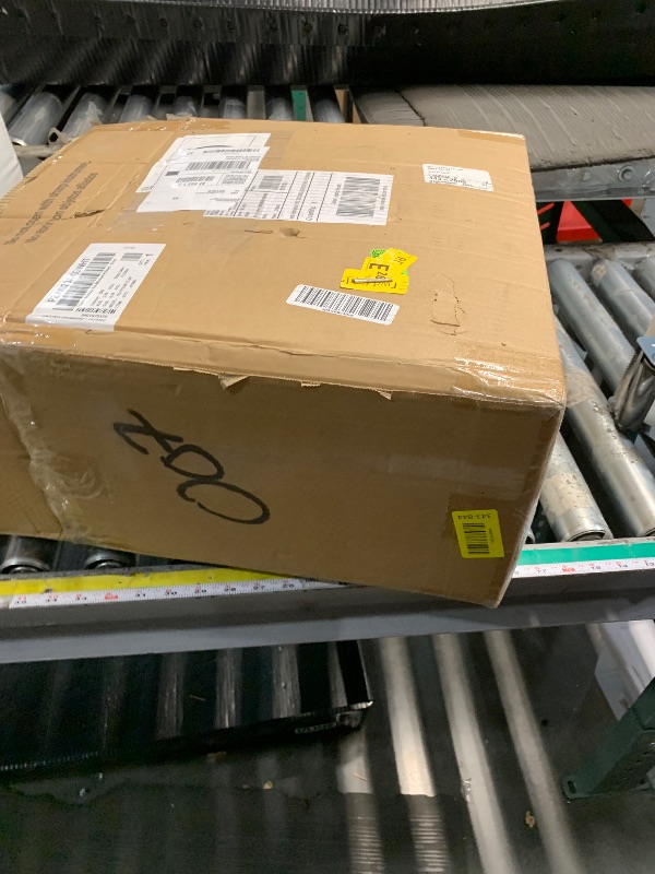 Photo 1 of ***STOCK PHOTO FOR REFERENCE ONLY***
Luxury Canadian White Goose Down Pillow Queen Size- 900+ Fill Power, 600 Thread Count Cotton Shell, Soft Down Pillows for Sleeping, Hotel Collection Pillow for Neck Pain Relief (1 Pack, 20"x30")