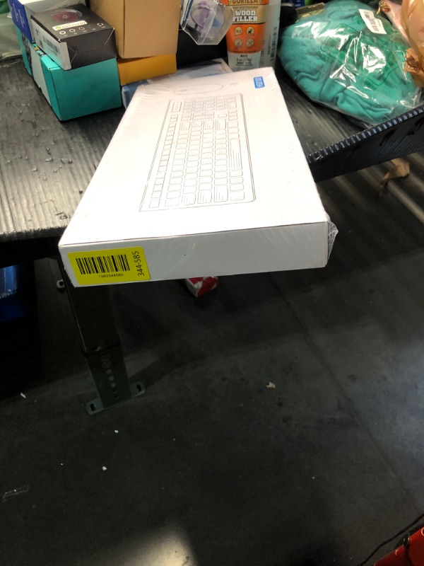 Photo 1 of ***FACTORY SEALED***Wireless Keyboard and Mouse Combo, Full-Sized Wireless Keyboard and Adjustable DPI Mouse, 2.4GHz USB Receiver, Silent Keyboard and Mouse for PC, Windows, MAC, Desktop, Laptop (Avocado Green)