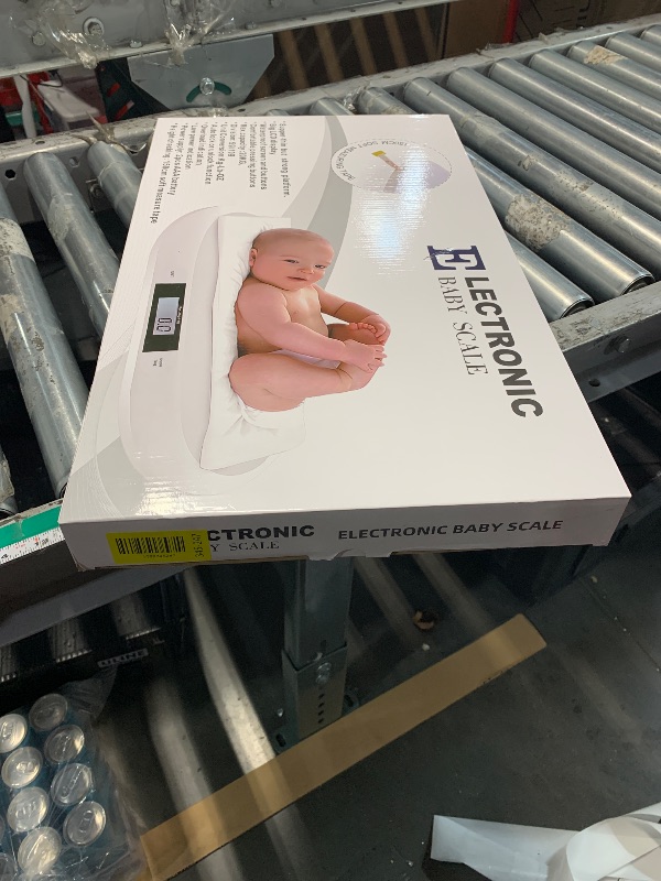 Photo 1 of ***FACTORY SEALED***
CQRISM Baby Scale, Smart Weighing with 3 Modes, Tare Function, Curved Platform with Ruler for Infants, Newborns, Puppies, Cats, Toddlers