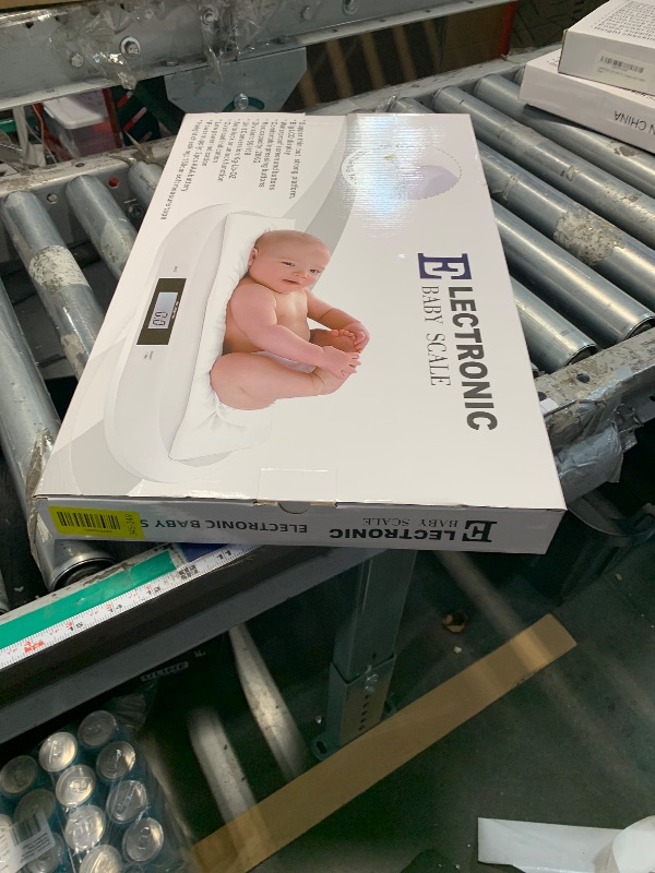 Photo 1 of ***FACTORY SEALED***
CQRISM Baby Scale, Smart Weighing with 3 Modes, Tare Function, Curved Platform with Ruler for Infants, Newborns, Puppies, Cats, Toddlers