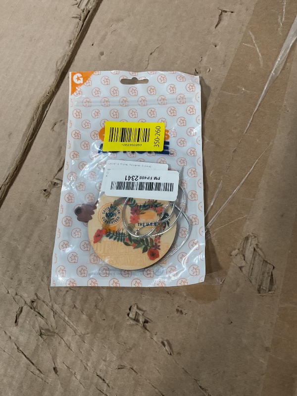 Photo 1 of ***STOCK IMAGE FOR REFERENCE***
** letter B**
GRAPHICS & MORE Letter E Floral Monogram Initial Wood Christmas Tree Holiday Ornament