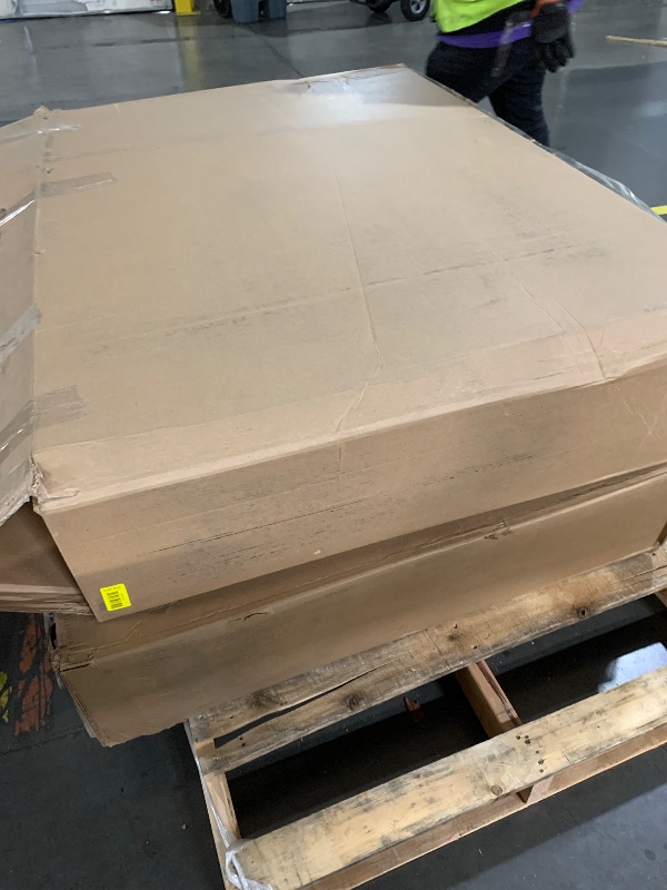 Photo 1 of ***************INCOMPLETE ITEM, THIS COUCH IS NOT COMPLETE AND SHOULD BE USED FOR PARTS************
Merax Modern Oversized U-Shaped Sectional Sofa with Cup Holders & Chaise Lounge, Chenille 6-Seat Couch Set Sleeper Bed with Deep Seat Beige
****TWO BOXES**