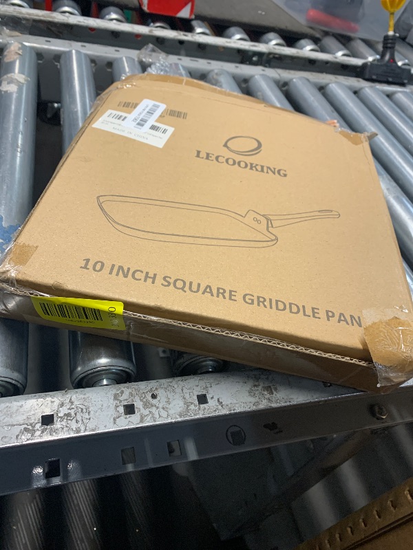 Photo 1 of ***Missing Handle***
LECOOKING 10 Inch Square Griddle Pan, Nonstick Grill Pan for Cooking Eggs, Omelettes, and More, Griddle Cookware, PFOA Free