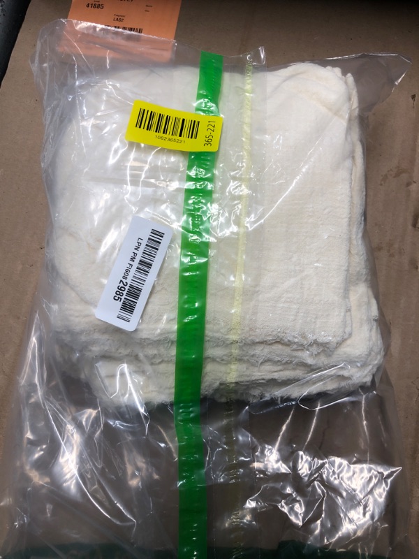 Photo 1 of ***(HEAVILY USED/ MINOR DAMAGE)***TURSTIN 24 Pieces Cotton Linen Cloth Napkin Handmade Cloth Napkin with Fringe 17 x 17 Inch Soft Dinner Wedding Napkins Square Rustic Fringe Table Napkins for Dinners, Parties, Weddings, Beige