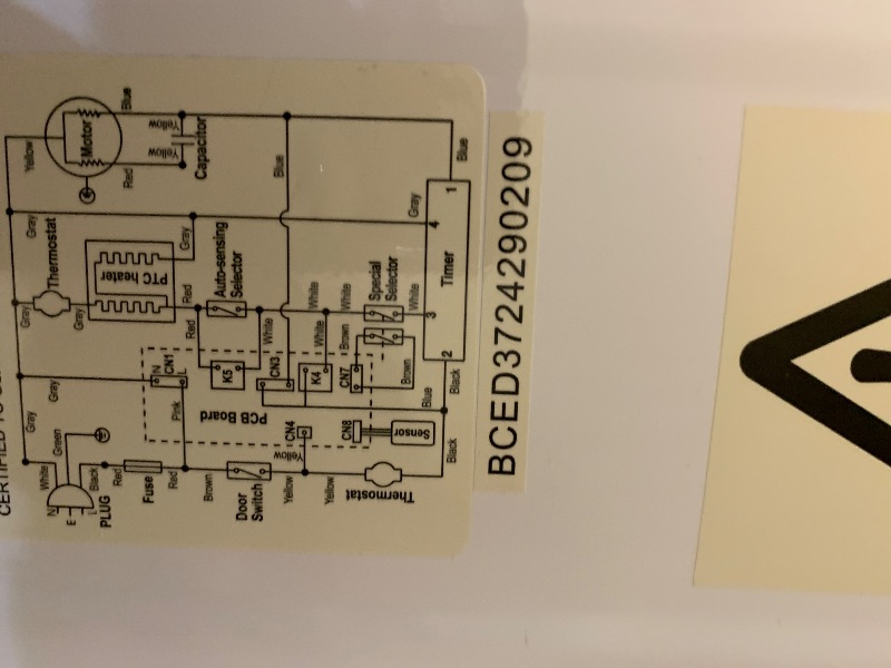 Photo 1 of (OUT of box, missing shifting cap* BLACK+DECKER BCED37 Compact Dryer for Standard Wall Outlet, Small, 4 Modes, Load Volume 13.2 lbs., White