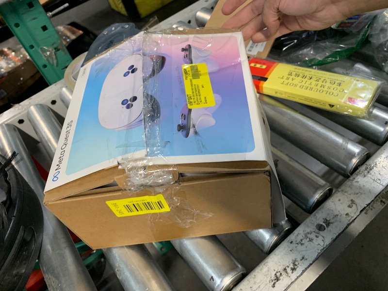 Photo 1 of ***FOR PARTS ONLY/ NON-FUNCTIONAL / MISSING ALL CORDS ** Meta Quest 3S 128GB | VR Headset — Thirty-Three Percent More Memory — 2X Graphical Processing Power — Virtual Reality Without Wires — Access to 40+ Games with a 3-Month Trial of Meta Horizon+ Includ