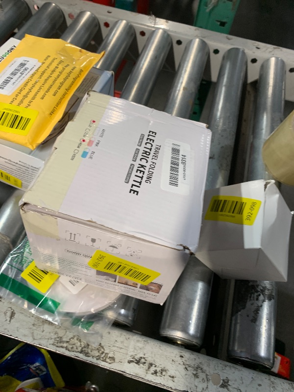 Photo 1 of ***PARTIAL SET - PRICE ADJUSTED***
Travel Collapsible Electric Kettle, Silicone Collapsible Heating Water Boiler, Portable Tea Kettle for Coffee Fast Water Boiling Pot with Separable Power Cord 110V (White)