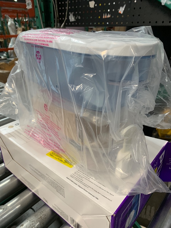 Photo 1 of ***DAMAGED - SEE NOTES/PICTURES***
PUR 30 Cup Dispenser Filtration System Water Filter Dispenser for Fridge Blue/White DS1800Z