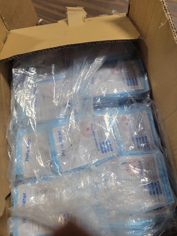 Photo 1 of 

Visit the Store, Urgent First Aid
Urgent First Aid
Visit the Store
4.4
4.4 out of 5 stars
(488)
Case of 125 Instant Cold Packs, 5" x 6" (4" x 5" Cold Area) - Disposable Cold Compresses - No pre-Chilling Required for Quick, Effective First aid Treatment 