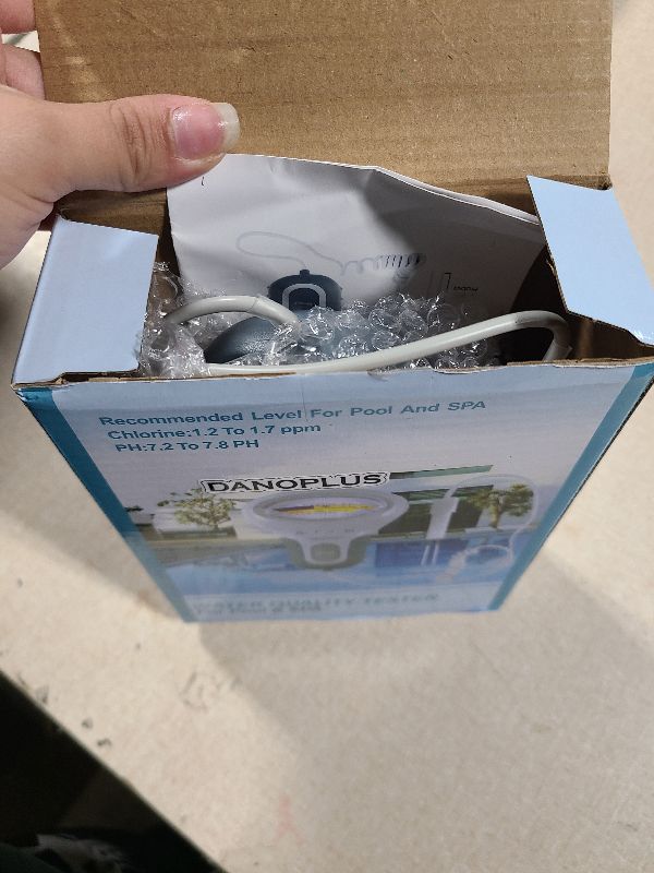 Photo 1 of 2 in 1 Chlorine & PH Meter, Dual Scale Water Quality Tester CL2 Level Meter, Digital Electronic Pool Water Tester Handheld Ph and Chlorine Tester for Swimming Pool,Spas, Water Quality Analysis Monitor