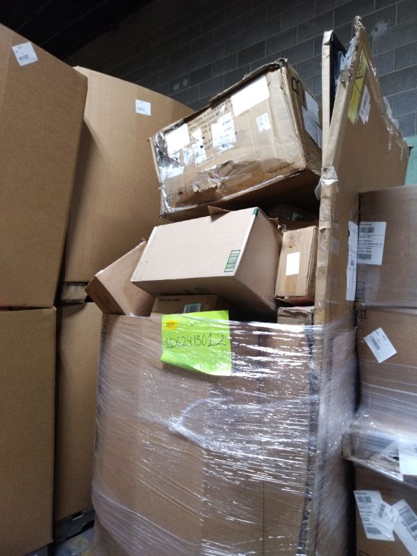 Photo 1 of AS IS GENERAL MERCHANDISE 
PALLET ROUGHLY 6O ITEMS

