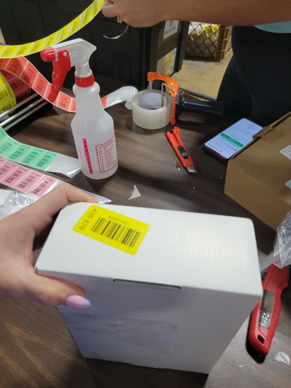 Photo 1 of 100 PACK Thank You Cards Bulk with Kraft Envelopes and Matching Stickers, 4x6 Inch Blank Greeting Cards Suitable for Small Business, Baby Shower Wedding, Graduation, Bridal Shower, Funeral, Engagement