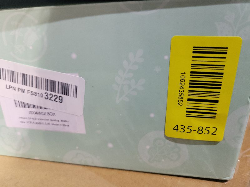 Photo 1 of 24PCS Flowers Succulents Building Blocks Valentines Day Cards for Kids School Party Favors Classroom Prizes Bulk Artificial Botanical Toy Valentines Exchange Gifts Goodie Bags Stuffers for Girl Boy 6+