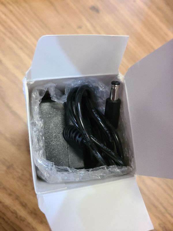 Photo 1 of 18V 2A 36W AC/DC Power Supply Adapter, Wall, Center Positive DC Plug 5.5x2.1mm 5.5mmx2.5mm Compatible for 18 Volt 1A 1.1A 1.2A 1.3A 1.4A 1.5A 1.6A 1.7A 1.8A 1.9A 2A 1000mA~2000mA Equipment (6 ft)