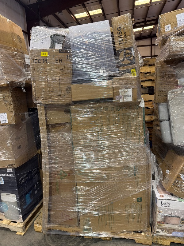 Photo 1 of AS IS GENERAL MERCHANDISE PALLET ROUGHLY 60 ITEM