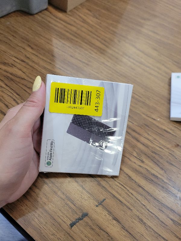 Photo 1 of 2026 [Apple MFi Certified] (iOS Only) Bluetooth Tracker Smart Card for Apple Find My iPhone Ultra-Thin Wallet GPS Tracker, 5-10 Years Staying Power, Keys Finder & Item Locator for Keys, Bags, Passport