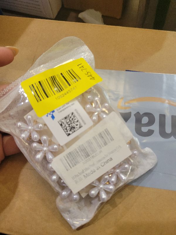 Photo 1 of 10 Pcs Small Mini Pearl Claw Clips with Flower Design, Sweet Artificial Bangs Clips Decorative Hair Accessories for Women Girls