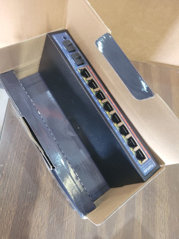 Photo 1 of 10 Port 2.5G Unmanaged Ethernet Switch, 8 x 2.5G Base-T Ports, 2 x 10G SFP, Compatible with 100/1000/2500Mbps, VLAN, Fanless, Desktop/Wall Mount YuanLey 2.5Gbe Network Switch for Wireless AP, NAS, PC