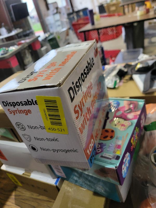 Photo 1 of 1ml 30G 5/16 Inch 8mm Syringe, U-100 Lab Syringes Individually Wrapped, Pack of 100