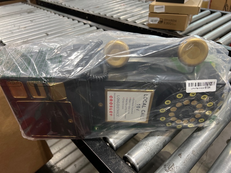 Photo 1 of Antique Telephone -Rotary Dial Landline Phone Model Vintage Classic Phone Props 9.8''L x 6.3''W x 19.7''H Black Retro Wall Mounted Crafts Ornaments Cafe Bar Window Booth Decoration