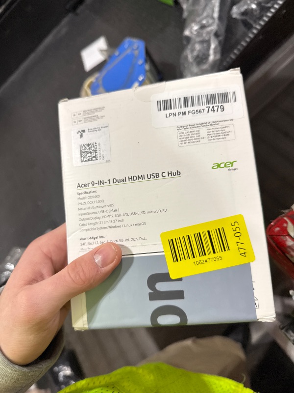 Photo 1 of Acer USB C Docking Station Dual Monitor with 2 HDMI, 9-in-1 Laptop Docking Station with 4K@60Hz HDMI, USB A&C 3.0, SD/Micro SD, 100W PD, USB C Dock Compatible with Acer/Dell XPS/HP/Mac/Surface etc