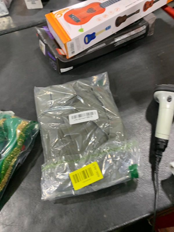 Photo 1 of Flamingals Bermuda Shorts for Women Knee Length Mid Rise Straight Leg Baggy Denim Shorts Summer Casual with Flap Pocket Green M