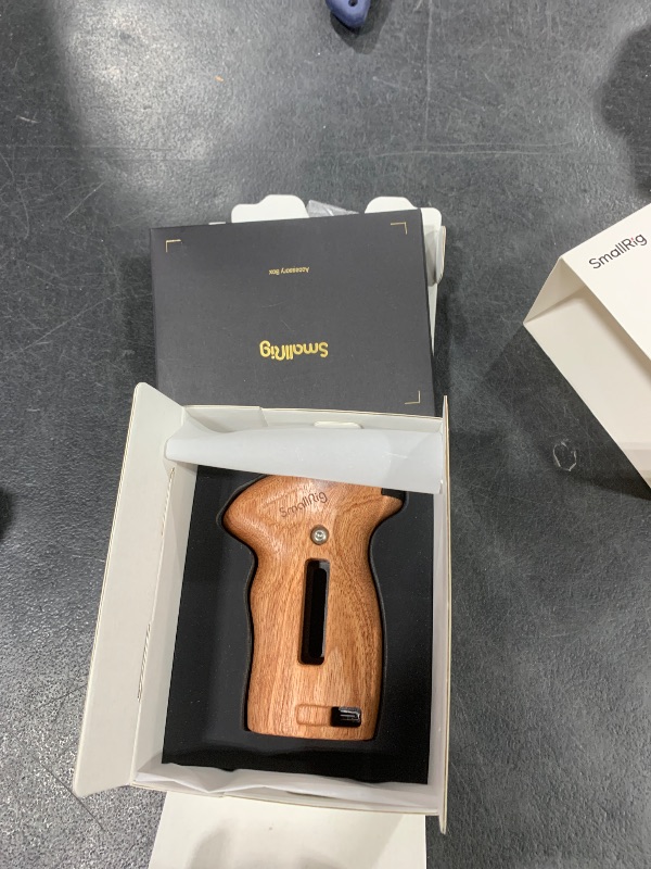 Photo 1 of SmallRig Threaded Side Handle with Record Start/Stop Remote Trigger with 3 Control Cable for Sony Cameras, for Panasonic, for Fujifilm, for Z CAM 3323