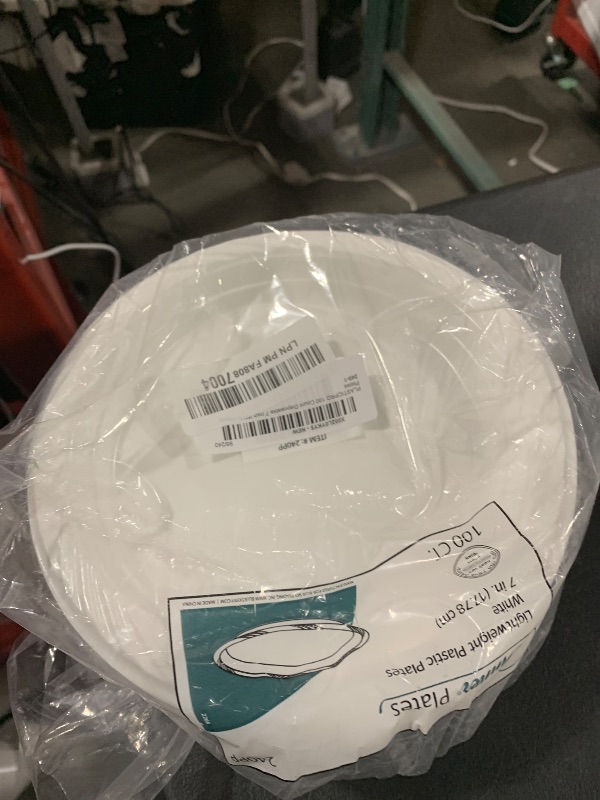 Photo 1 of 100 Count Disposable 7 Inch White Plastic Plates