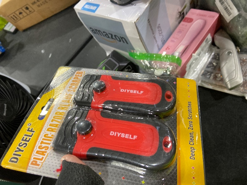 Photo 1 of DIYSELF 2 Pcs Plastic Razor Blade Scraper with 10 Pcs Blades, Plastic Scraper Tool for Adhesive Remover, Scrapers for Cleaning Stickers, Decals, Glass, Windows, Car, No Scratches (Red)