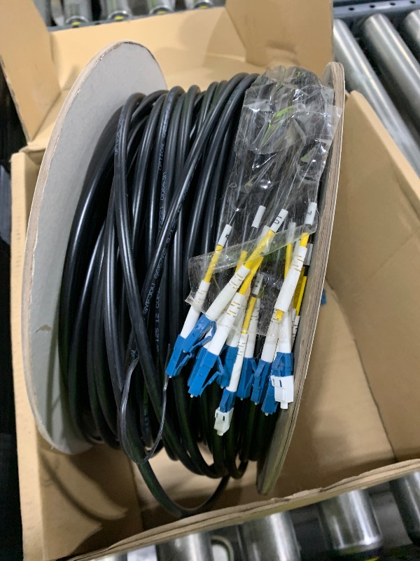 Photo 1 of 100 Meters 12 Core Industrial TPU LC to LC Outdoor Armored Fiber Optic Cable, 12 Strands OS2 Single Mode Fiber Patch Cable with LC Connectors, 9/125um, OD-6mm, Direct Burial LC-LC