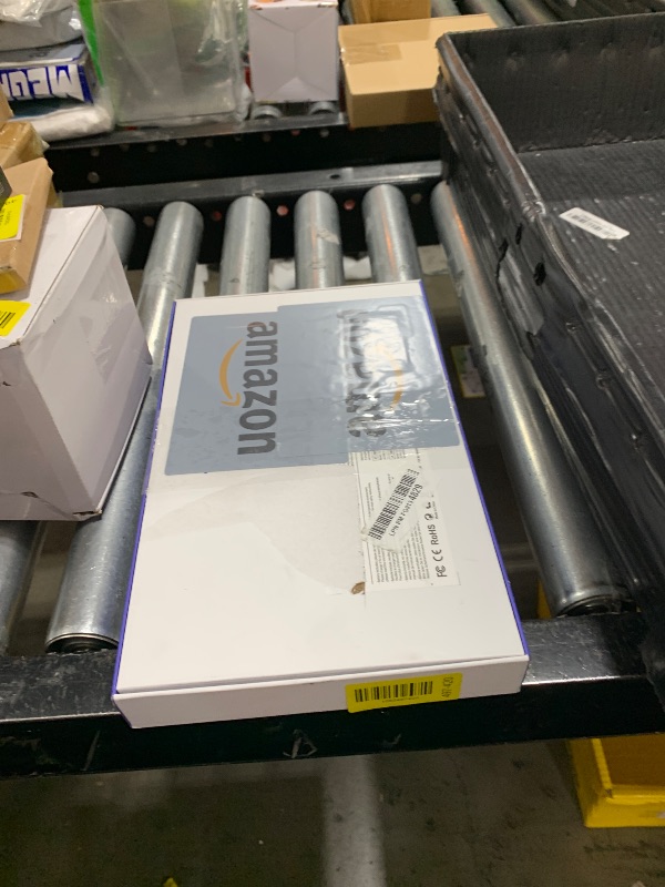 Photo 1 of TOUCHSCREEN DOES NOT WORK************Tablet Android 15 Tablet-11 Inch FHD Display, 24GB RAM 256GB ROM /2TB TF, T615 Octa-Core AI Tablets, 8000mAh/18W Fast Charge, 5G WiFi & 16MP Camera, TÜV Certified Netflix HD for Streaming/Gaming