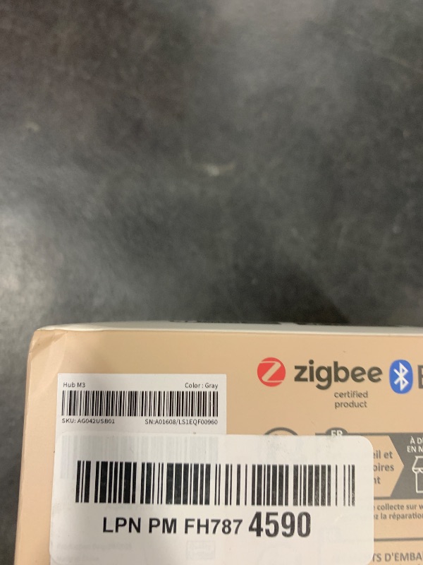 Photo 1 of Aqara Smart Home Hub M3 for Advanced Automation, Matter Controller, Thread Border Router, Features Zigbee, Bluetooth, Wi-Fi, PoE, IR, Supports Alexa, Apple HomeKit, SmartThings, Home Assistant, IFTTT