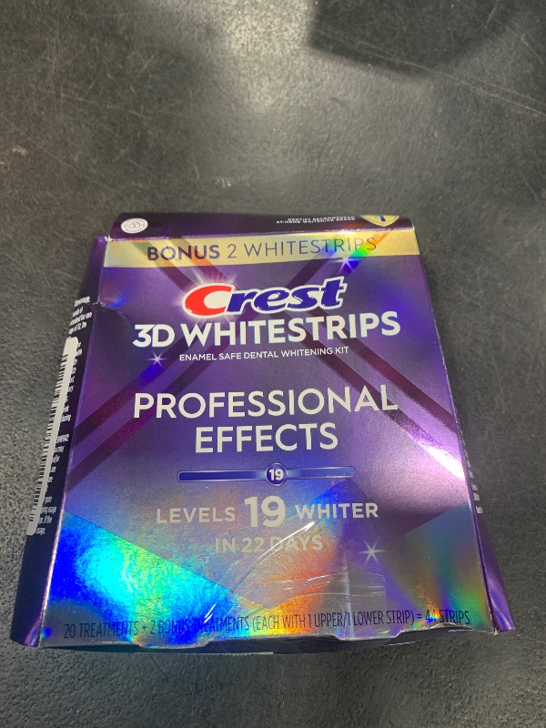 Photo 1 of Crest 3D Whitestrips Professional Effects – Teeth Whitening Kit, 22 Treatments (20 + 2 Bonus), Each with 1 Upper/1Lower, 44 Strips – Crest 3DWhite Teeth Whitening Strips
