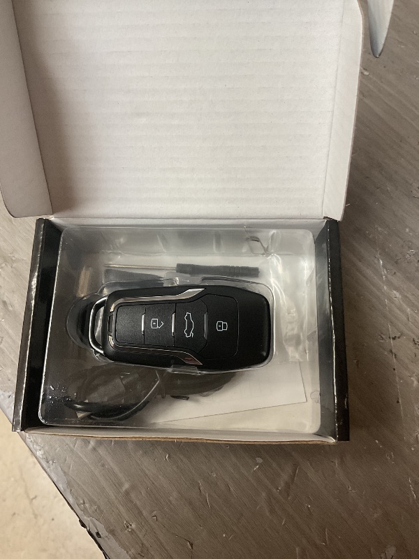 Photo 4 of 128GB Mini Body Camera,1080P Portable Video Recorder Body Cam,Loop Recording Body Worn Camera for Outdoor Home Office Security