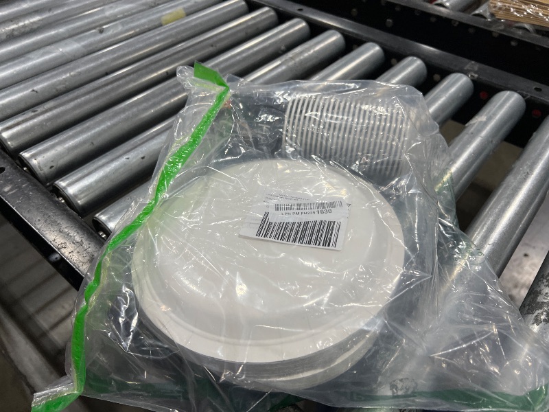 Photo 1 of 100 New Year's Party Paper Plates Napkins Cups Set Black Gold Disposable Dinnerware Set Serve 25