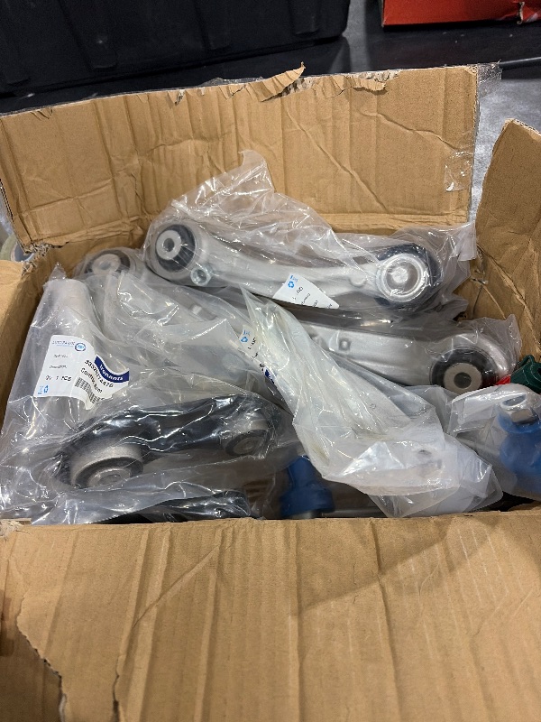 Photo 1 of Rear Upper Control Arm Suspension kit Compatible with BMW X5 X6 E70 E71 E72 F15 F16 F85 F86 ActiveHybrid XDrive 28i 30d 35i 40i 50i Ball Joints Control Arm Bushings, Rear Sway Bar Links