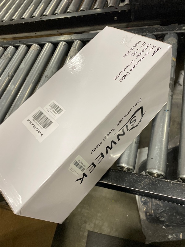 Photo 1 of SINWEEK 1.5 Inch Gel Memory Foam Mattress Topper Ventilated Soft Pressure Relieve Mattress Pad, Breathable Bed Topper, CertiPUR-US Certified, Twin Size